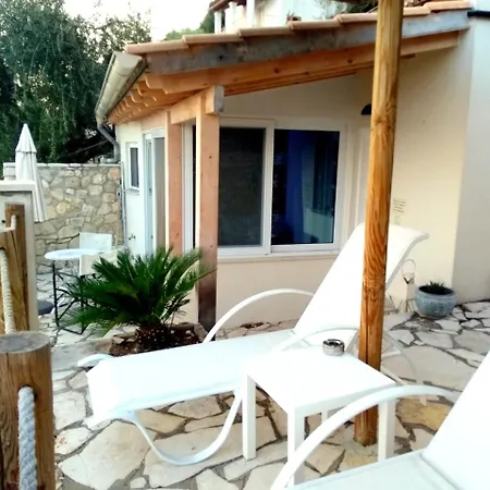 Serenity - Adults-only Apartment *